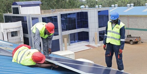 solar roofing installation
